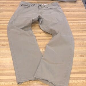 Men's  Wrangler Straight Fit Khaki Cotton Pants - Neutral Tan 32 x 30